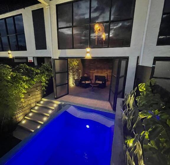 اتاق لوکس, Ecoparadise