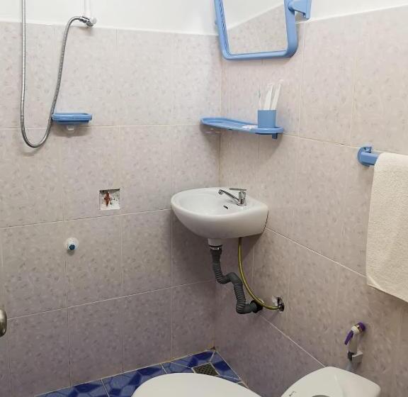 Номер Economy, Route 76 Guest House