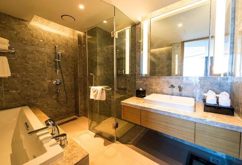 آپارتمان 2 خوابه با چشم‌انداز دریا, Oakwood Apartments Sanya