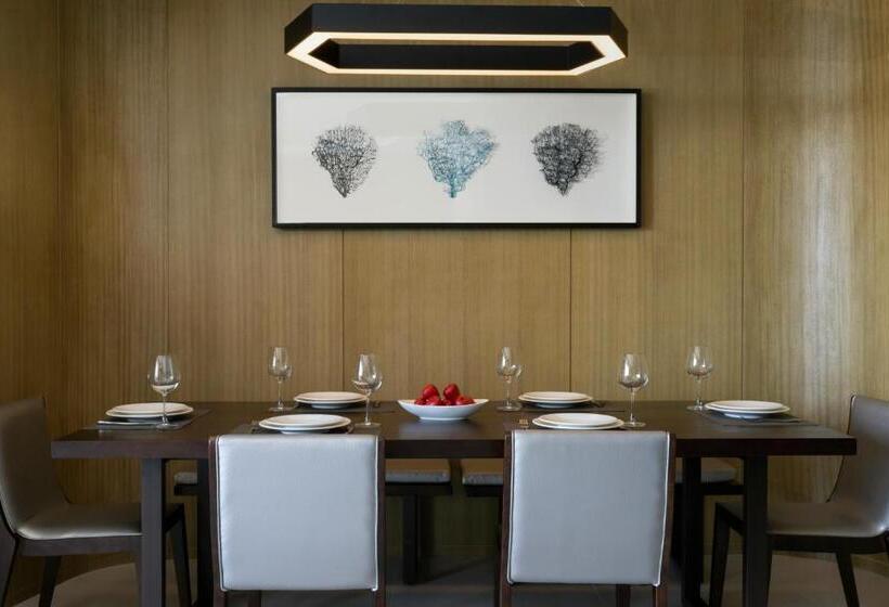 آپارتمان 3 خوابه با چشم‌انداز دریا, Oakwood Apartments Sanya