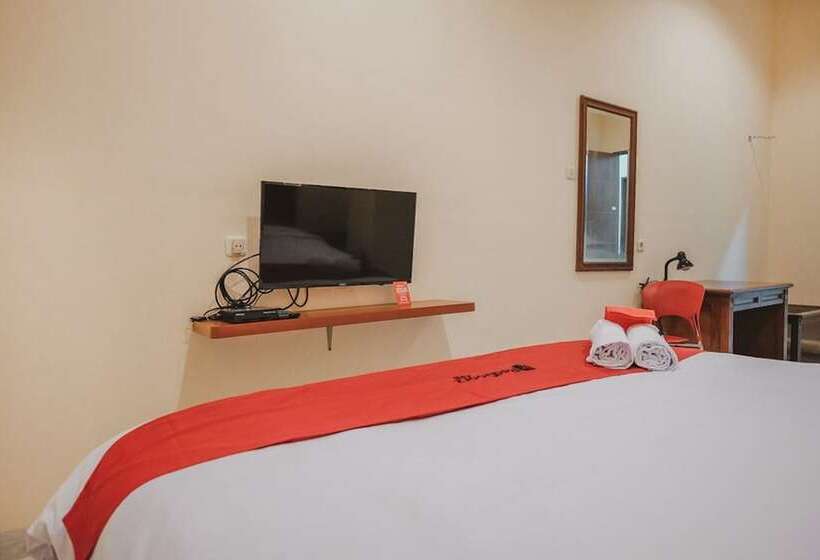 Номер Стандарт, Reddoorz Plus Near Plaza Blok M