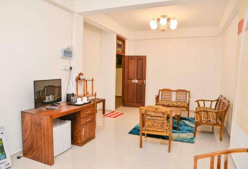 Family Suite, Centhara Beach Weligama