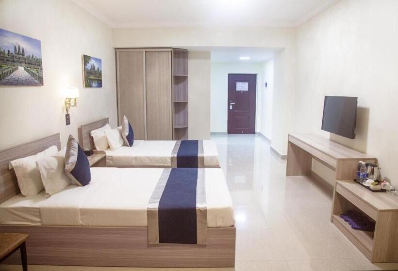 Номер Executive, City Comfort Airport Hotel Phnom Penh