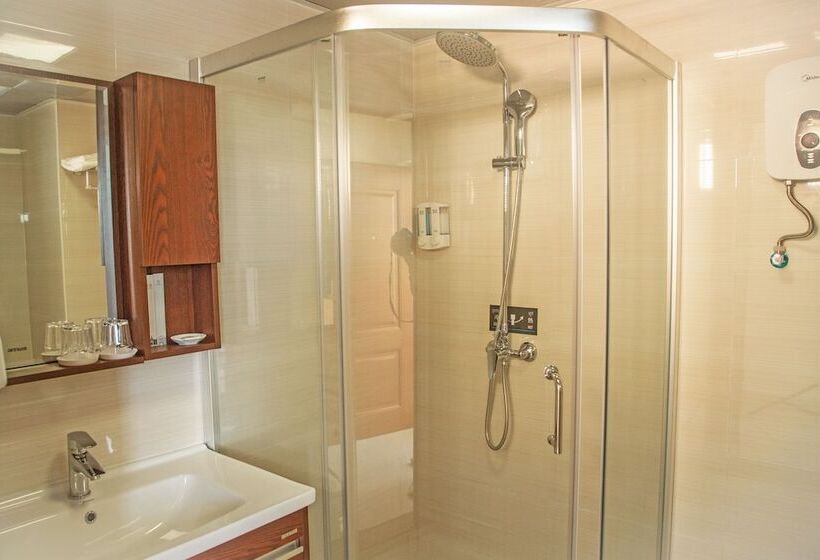 Номер Executive, City Comfort Airport Hotel Phnom Penh