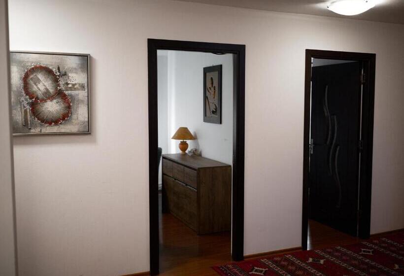 آپارتمان 2 خوابه, Viking Apartment Grigo
