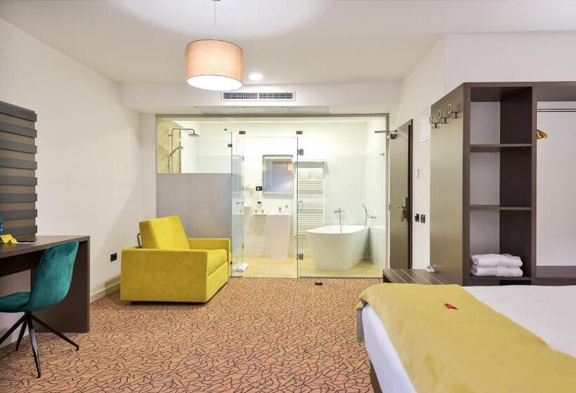 اتاق سوپریور, Charm Boutique