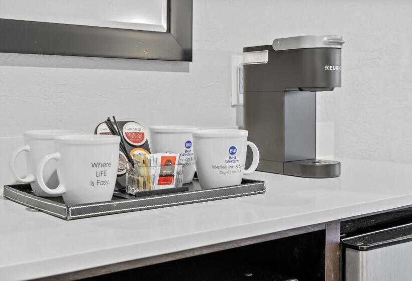 Номер Deluxe Кровать Кинг, Best Western Wesley Inn & Suites