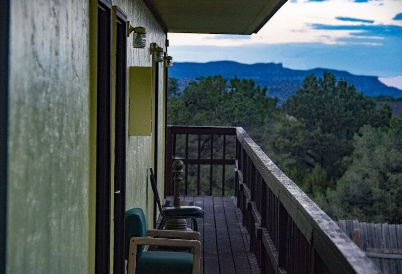 Стандартный Номер Кровать Кинг, Tower 64 Motel & Rv
