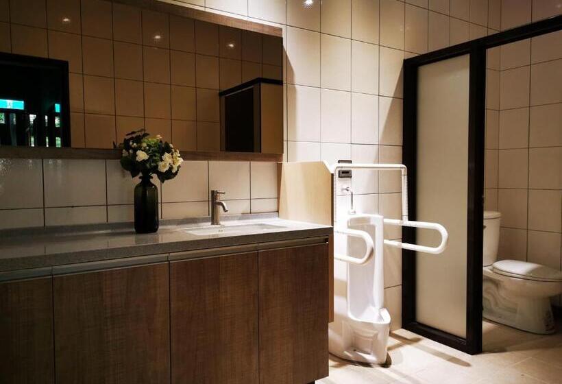 اتاق استاندارد یک تخته با سرویس بهداشتی مشترک, Bluewater Hotel Xpark Gloria Outlets Taoyuan Baseball Stadium
