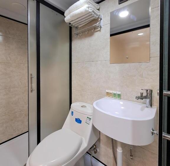 غرفة قياسية, Global Residency