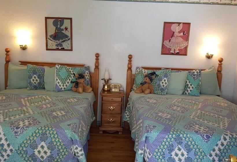 스탠다드 룸 더블 침대 2개, Canyon Country Inn
