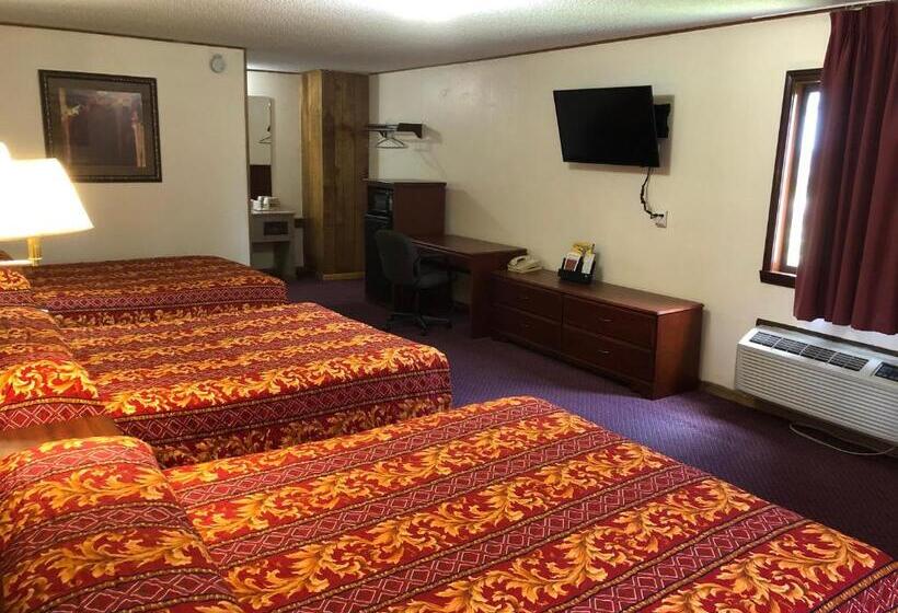 Семейный Номер, Budget Host Inn   Emporia