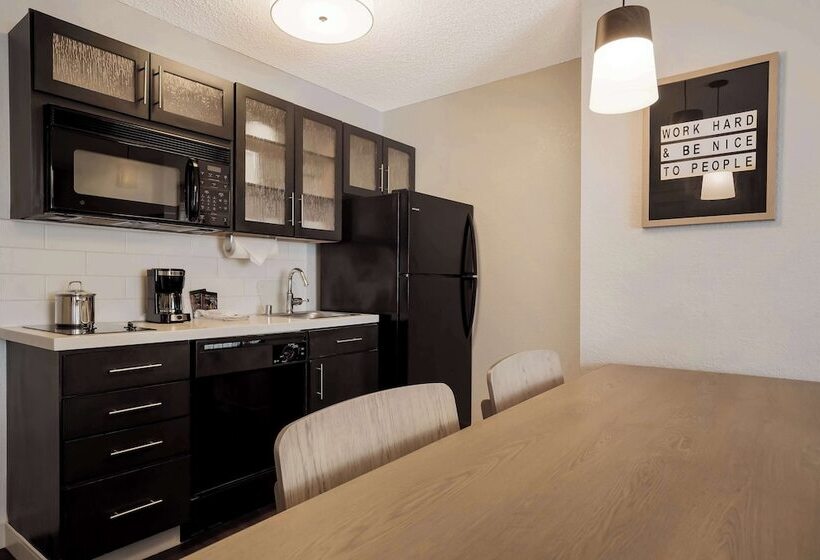Люкс Адаптированный для Инвалидов, Sonesta Simply Suites Irvine East Foothill