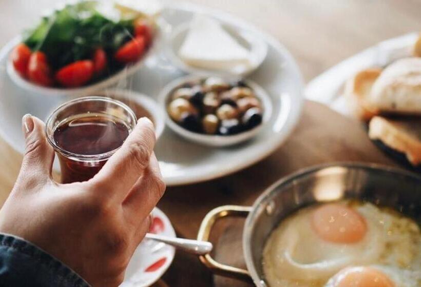 Номер Стандарт, Bono Hotel Old Town