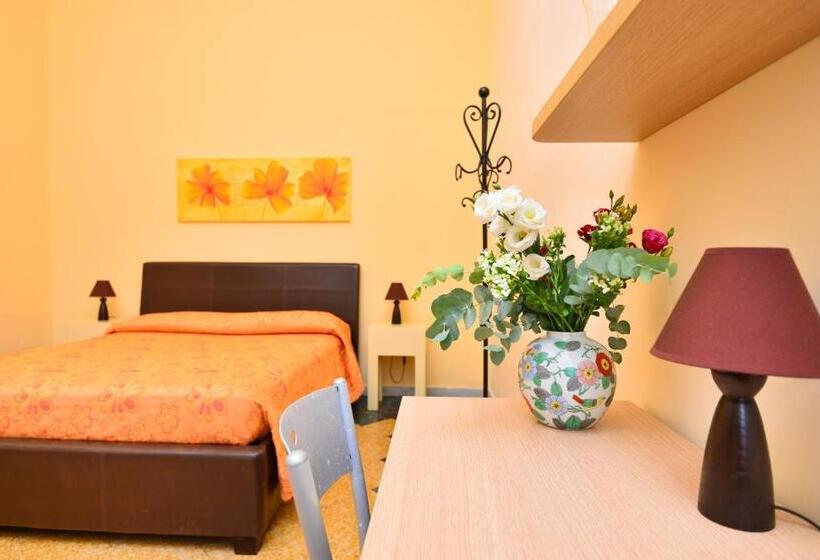 Standard Triple Room with Terrace, Balcone Su Otranto