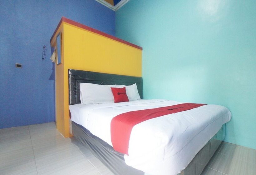Номер Стандарт, Reddoorz Syariah Near Mall Roxy Banyuwangi 2
