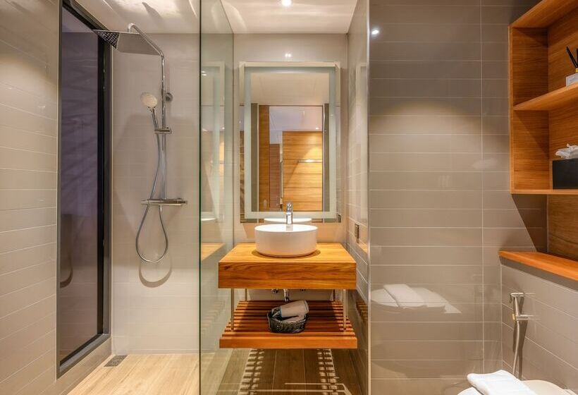 Полулюкс, Stay Wellbeing & Lifestyle Resort