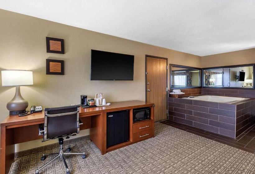 Люкс Кровать Кинг, Comfort Inn Near Gila National Forest