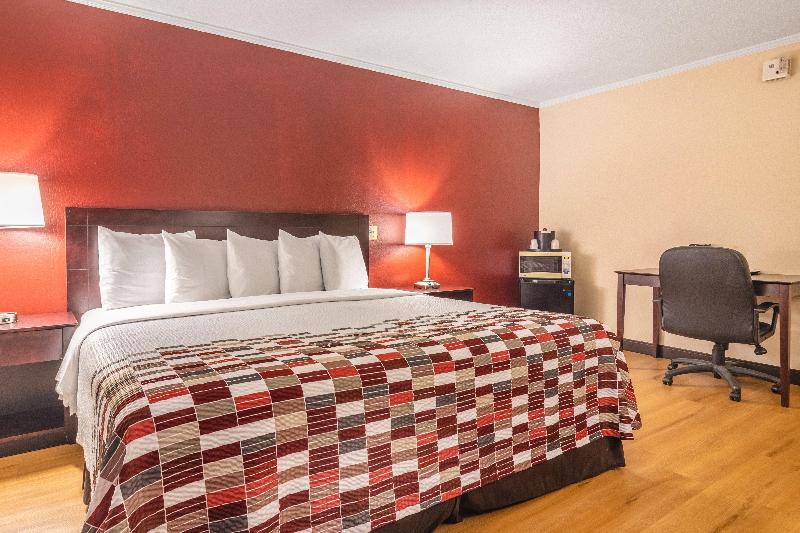 Номер Superior Кровать Кинг, Red Roof Inn Ashtabula  Austinburg