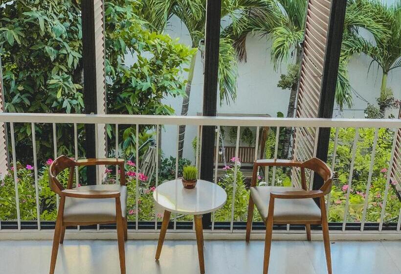 اتاق استاندارد, Daisy House