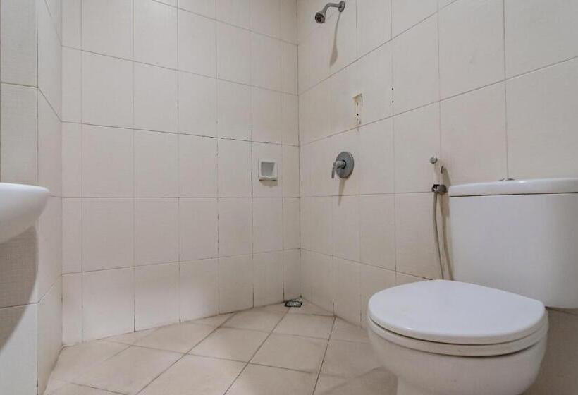 Номер Economy, Reddoorz Near Institut Teknologi Bandung 2