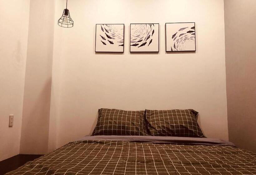 اتاق استاندارد با سرویس بهداشتی مشترک, Stay Hostel   300m From The Ferry