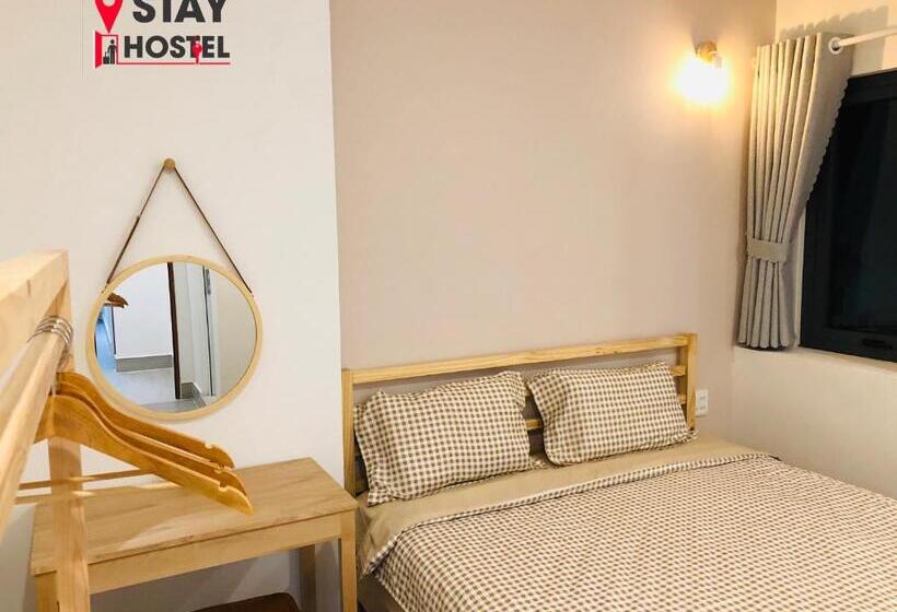 استودیو استاندارد با بالکن, Stay Hostel   300m From The Ferry