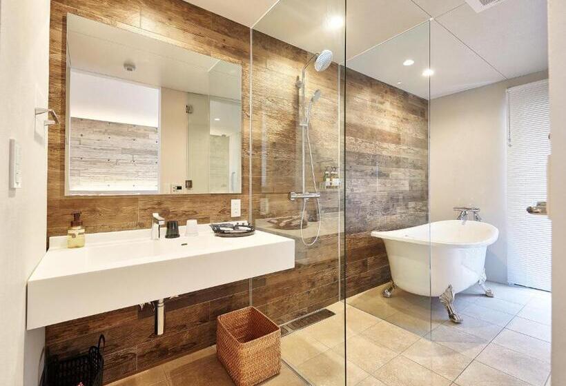 اتاق لوکس, Yomitan Condhotel Nd
