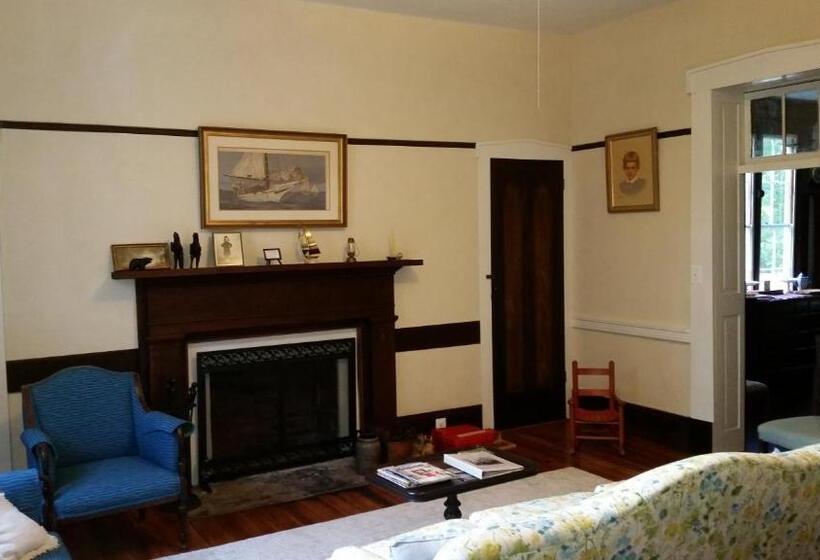 장애인을 위한 스탠다드 룸, Mountain Home Bed & Breakfast