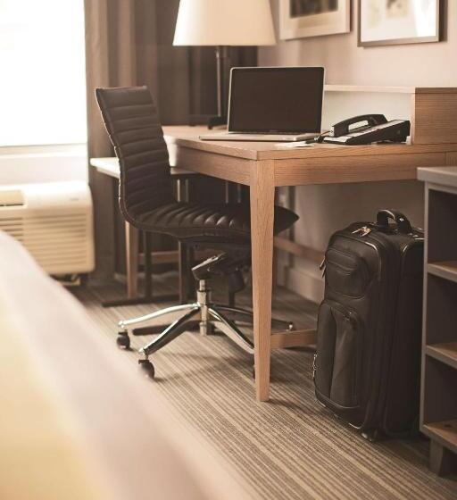 Номер Стандарт Адаптированный для Инвалидов, Country Inn & Suites By Radisson, Germantown, Wi