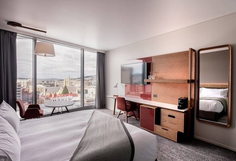 חדר קלאב, Crowne Plaza Hobart, An Ihg