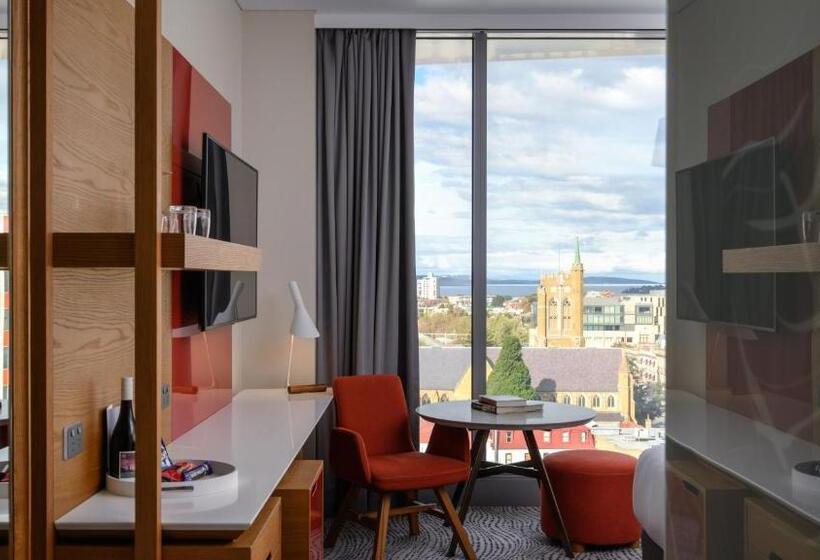 חדר קלאב, Crowne Plaza Hobart, An Ihg