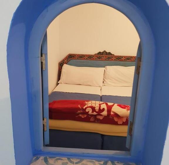 اتاق استاندارد سه نفره, Ouarzazate