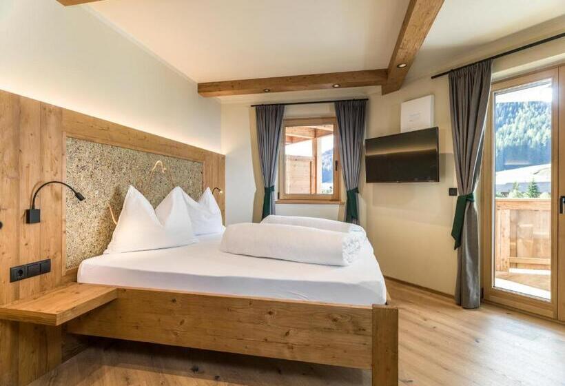Номер Стандарт с Балконом, Apartments Riega