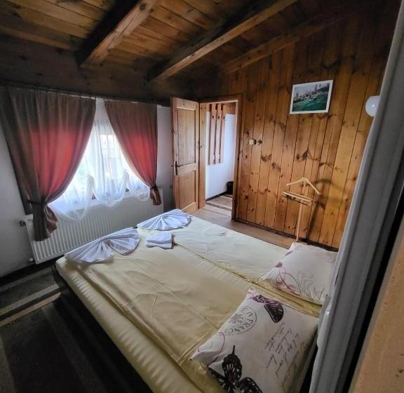 침실 2개 주택, Oasis Guest House