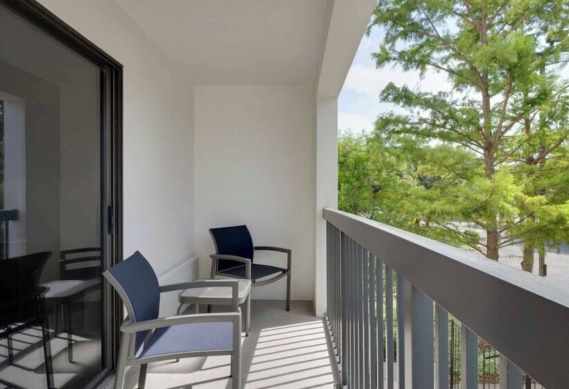 带阳台套房, Courtyard Austin South
