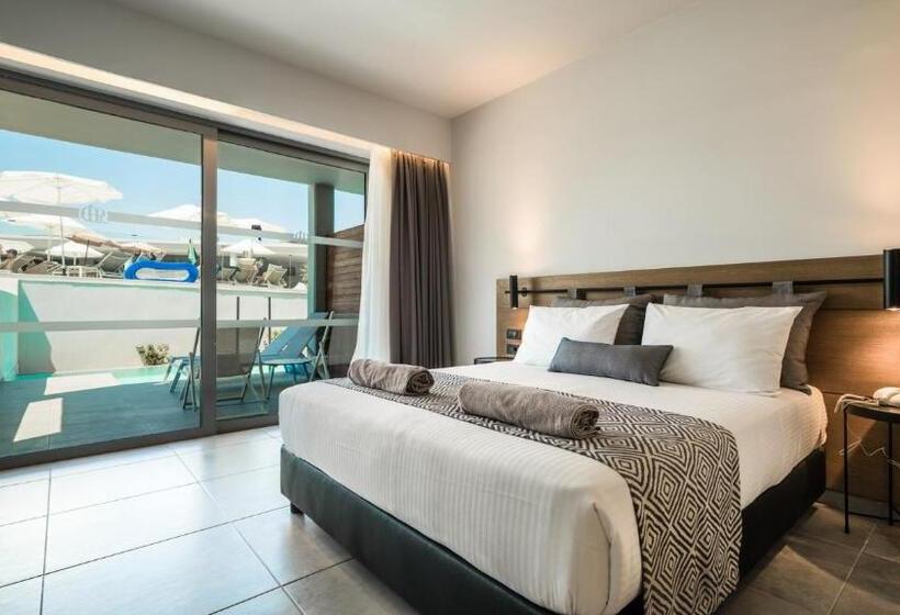 Номер Deluxe с Балконом, Harmony Crest Resort & Spa Adults Only