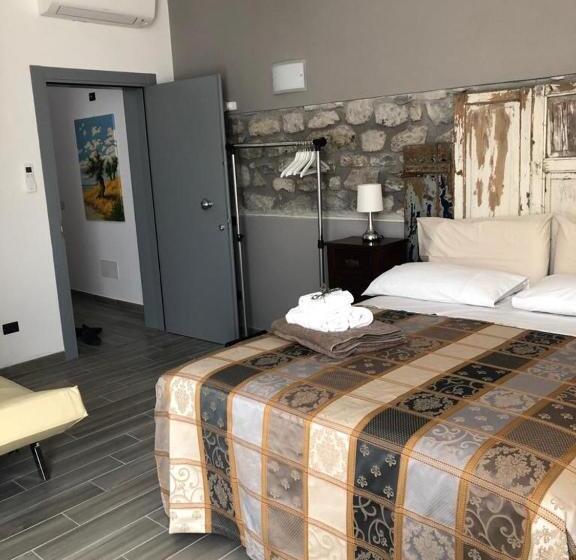 اتاق استاندارد, Alla Porta Di Sotto B&b