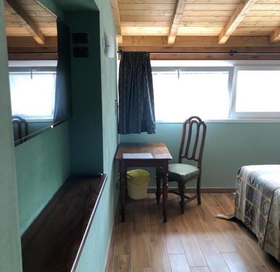 اتاق استاندارد با تراس, Alla Porta Di Sotto B&b