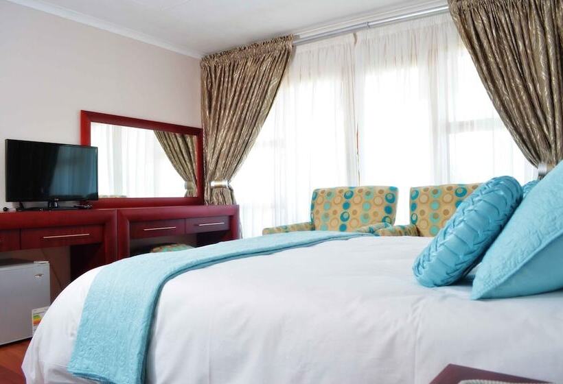 オーシャンビューデラックスルームバルコニー付き, Empoza Seaview Guesthouse