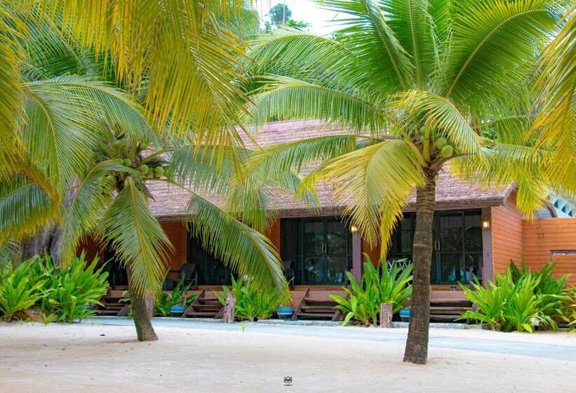 اتاق لوکس با چشم‌انداز دریا, Victoria Cliff Resort Nyaung Oo Phee Island