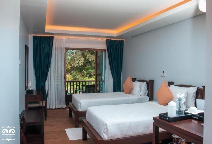اتاق لوکس با چشم‌انداز باغ, Victoria Cliff Resort Nyaung Oo Phee Island