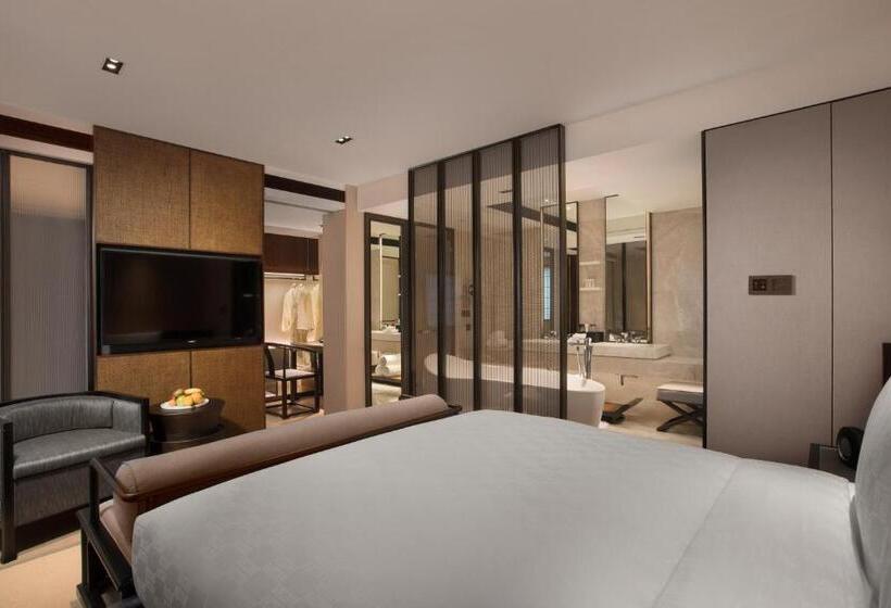 Номер Стандарт, Hualuxe Xi An Tanghua, An Ihg
