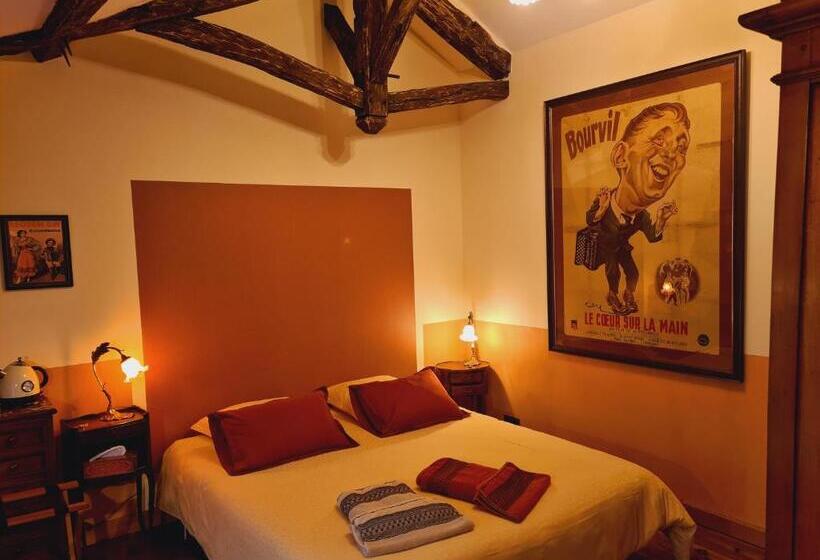 Superior Room with Terrace, Ferme De Tayac   Charme Avec Pool