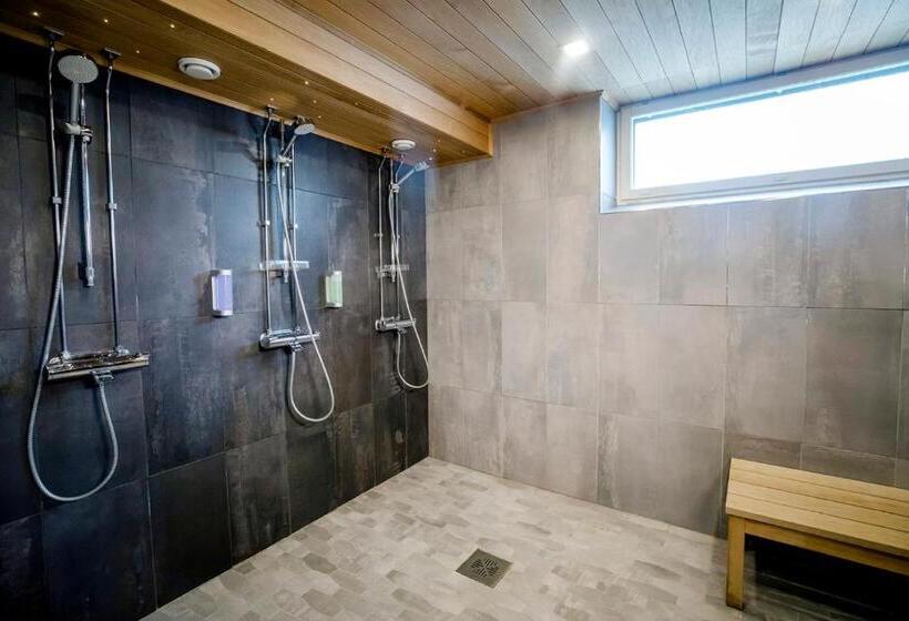 Трехместный Номер Стандарт Совместная Ванная, Hostel Toivola