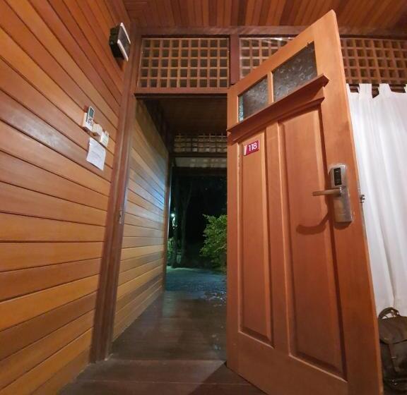 Номер Стандарт с Террасой, Besar Bulan Baru   Senggigi