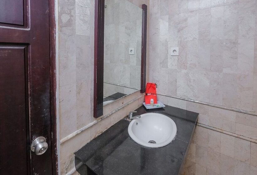 Номер Deluxe, Reddoorz Plus Near Uin Banjarmasin
