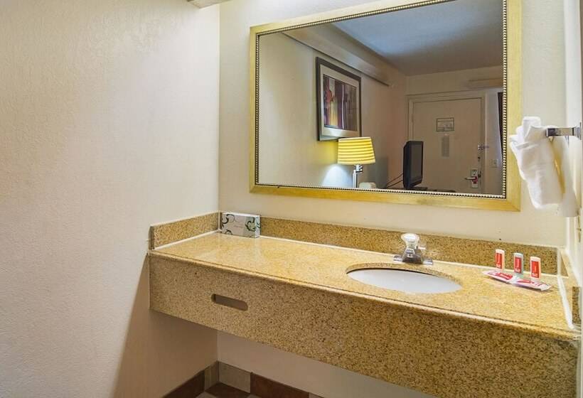 ２ダブルベッドのスタンダードルーム, Econo Lodge