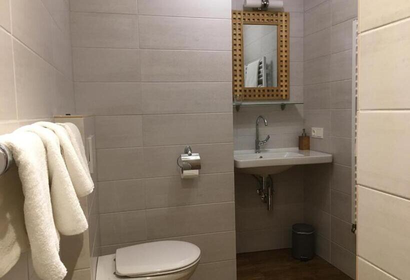 Апартаменты 2 Спальни, Haus Marjanne
