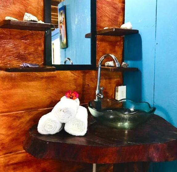 اتاق خانوادگی, Hostal Doble Vista